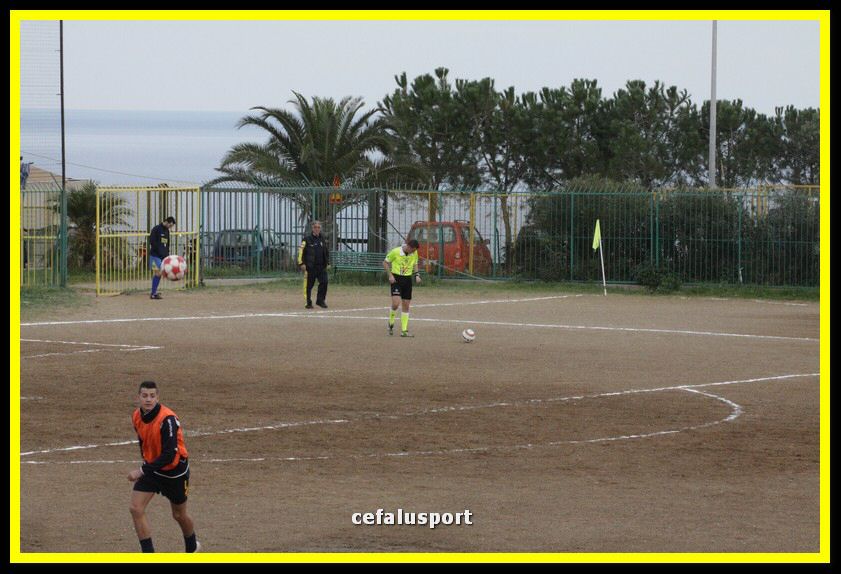 111210 Futura 148_tn.jpg